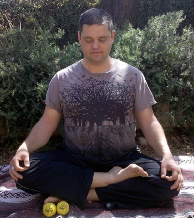 Ken Sitting