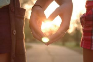 holding-hands